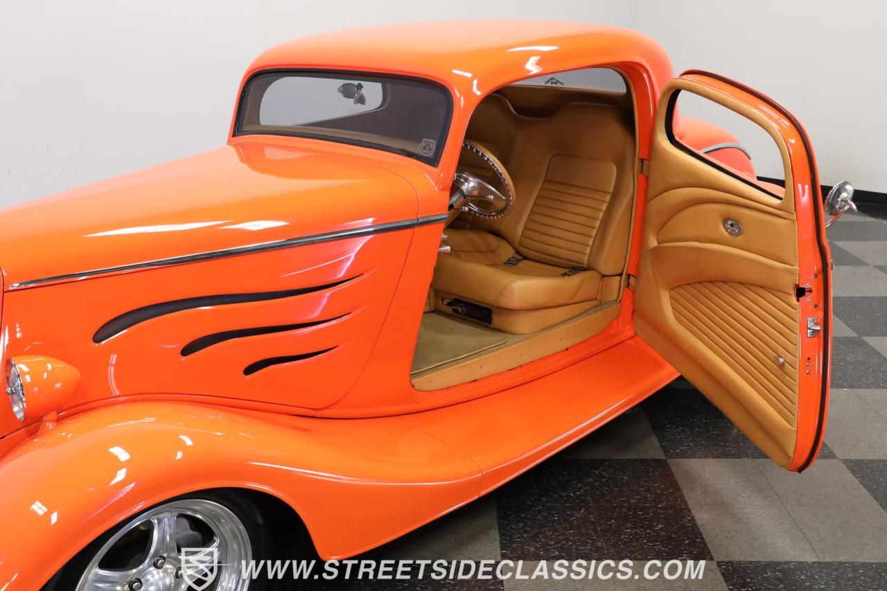 1933 Ford 3-Window Coupe