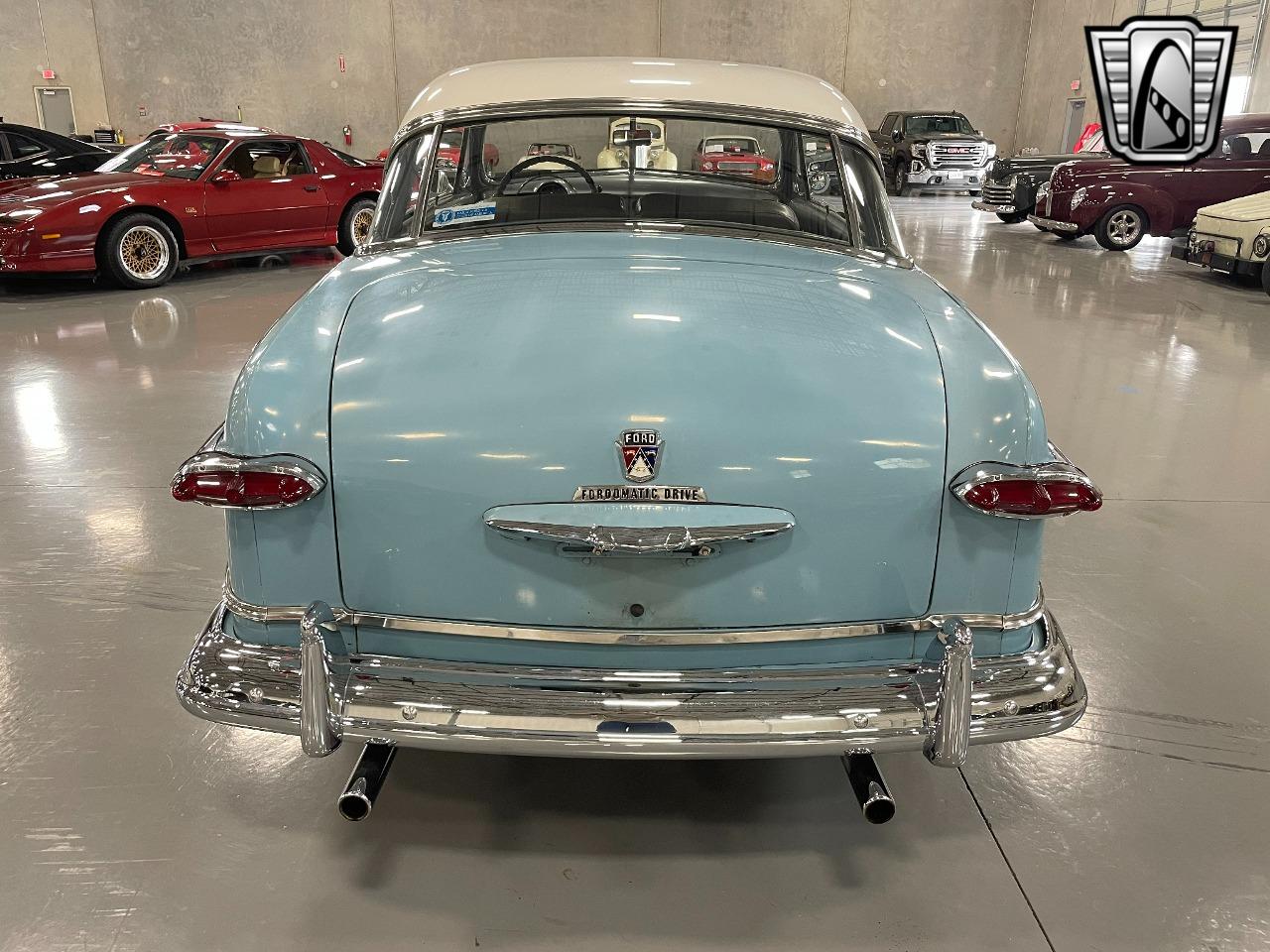 1951 Ford Victoria