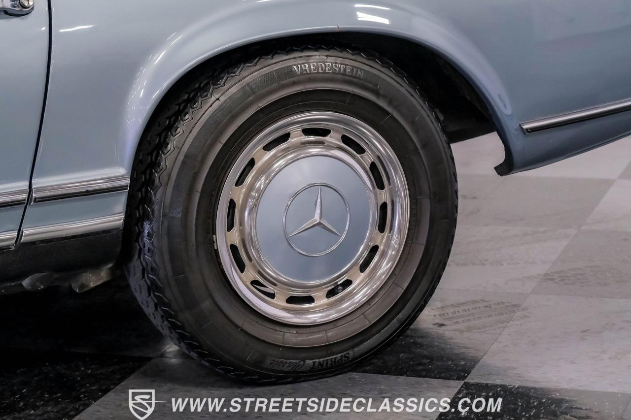 1968 Mercedes - Benz 280SL