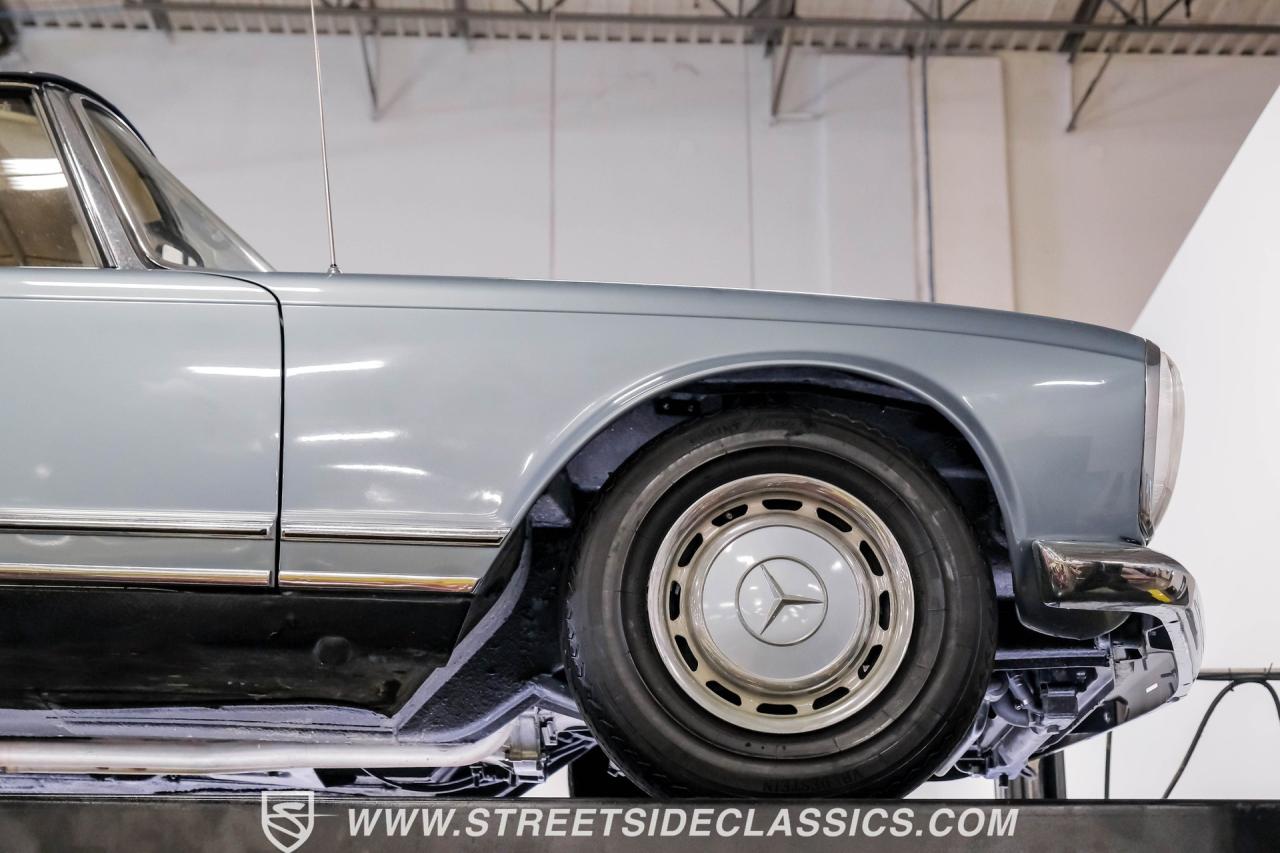 1968 Mercedes - Benz 280SL