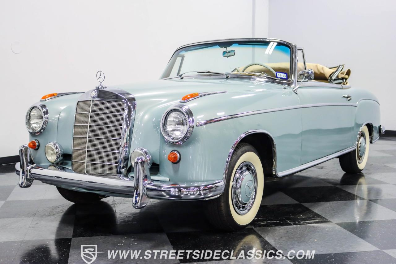 1959 Mercedes - Benz 220S Cabriolet