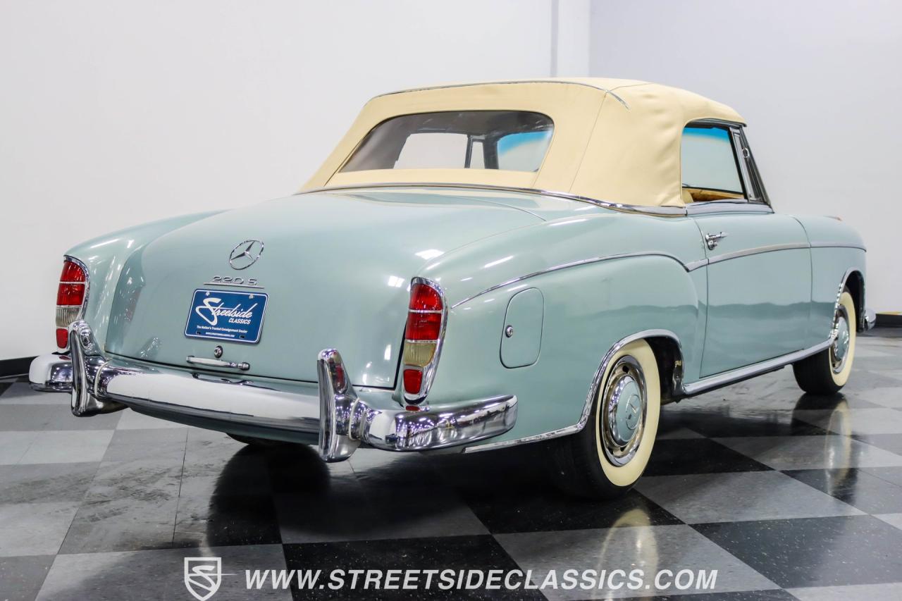 1959 Mercedes - Benz 220S Cabriolet