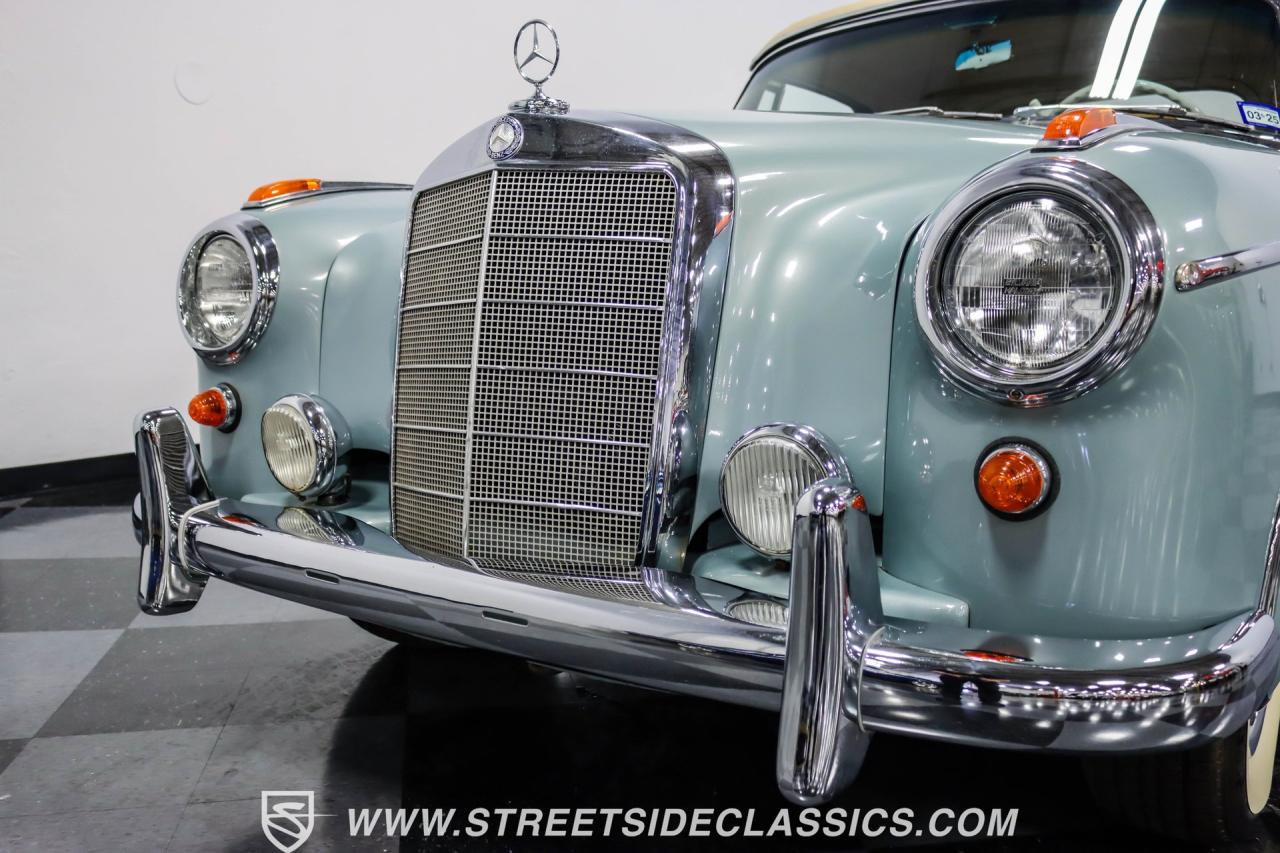 1959 Mercedes - Benz 220S Cabriolet