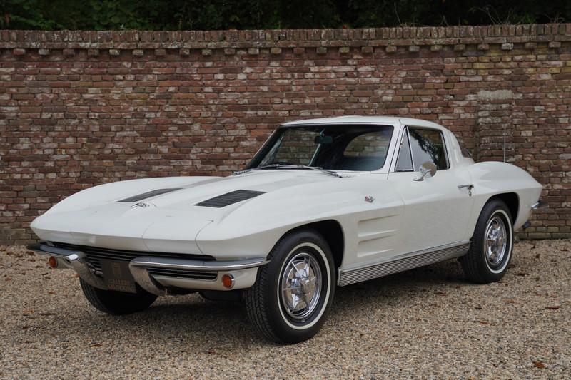 1963 Corvette C2 Sting Ray Split Window