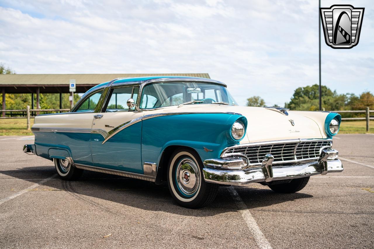 1956 Ford Fairlane