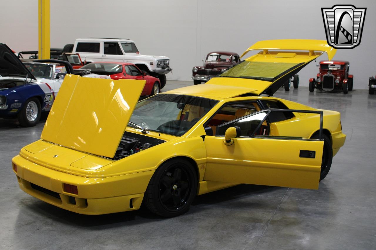 1991 Lotus Esprit