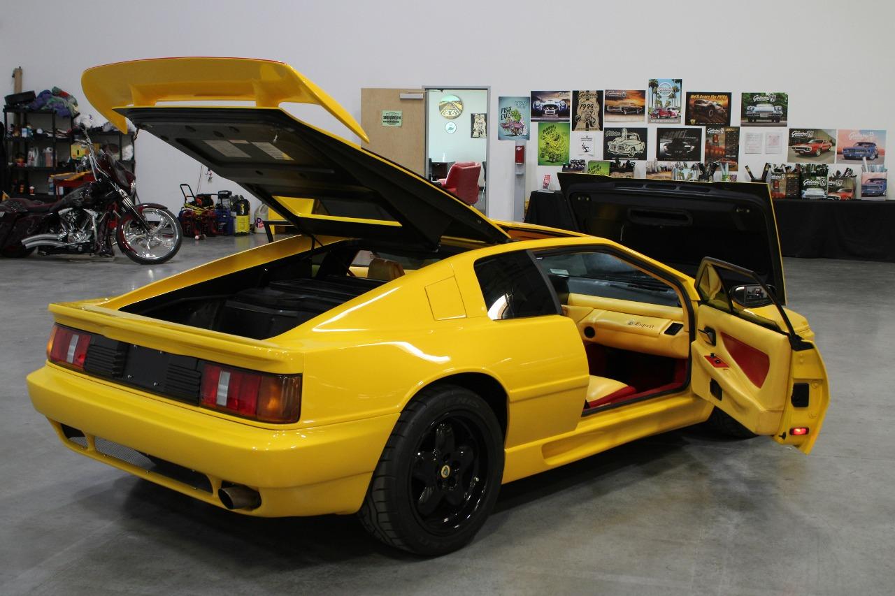 1991 Lotus Esprit