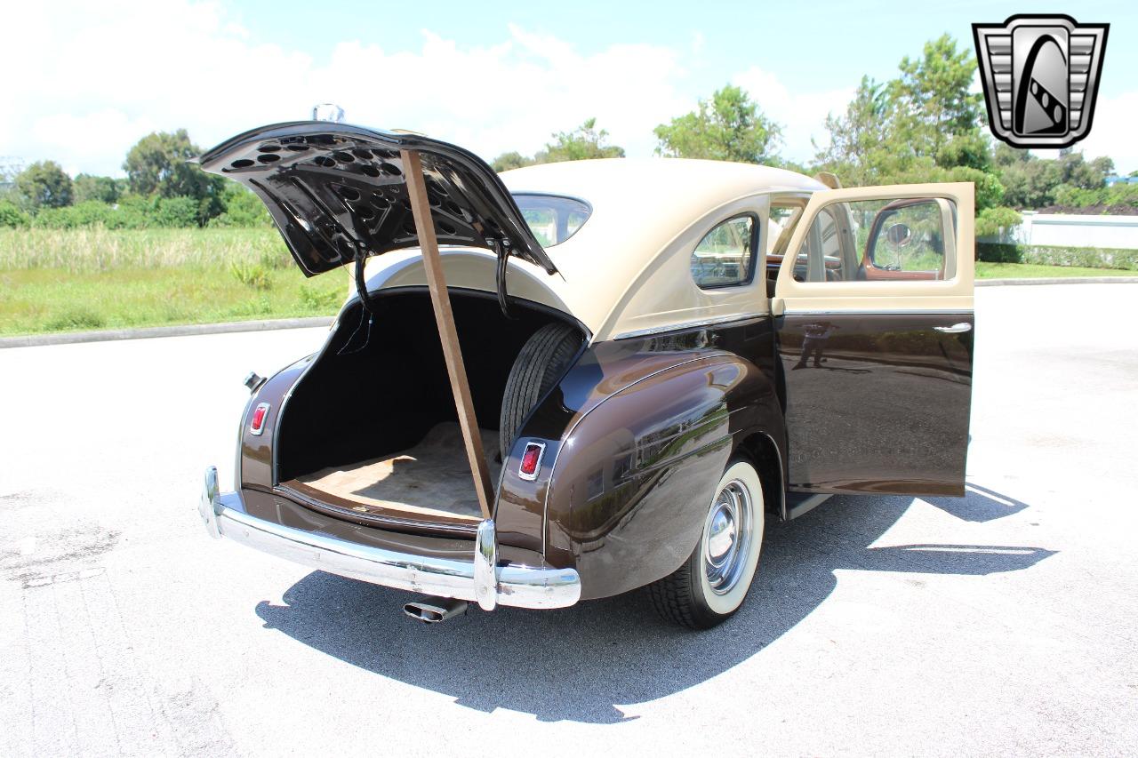 1940 Plymouth P10 Deluxe