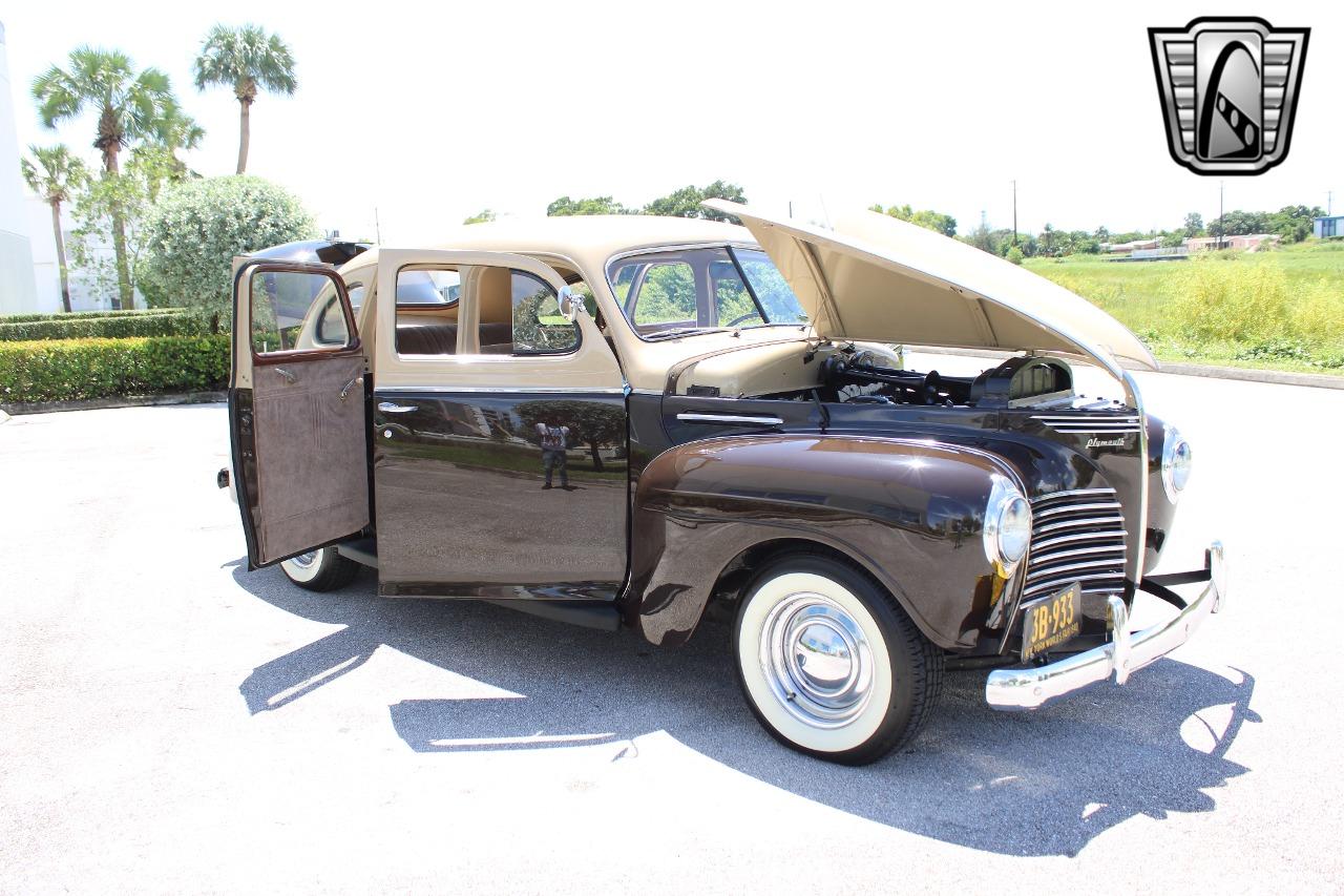 1940 Plymouth P10 Deluxe