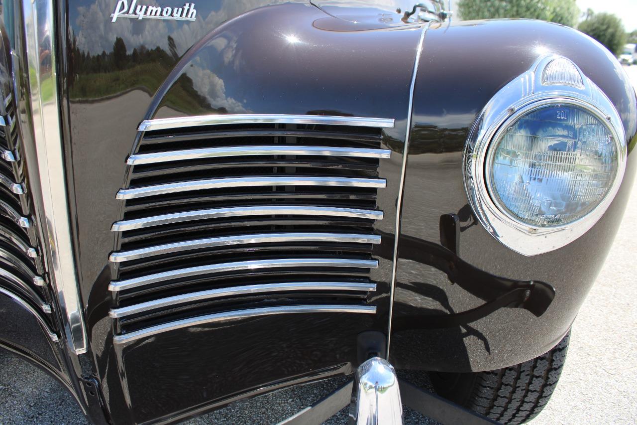 1940 Plymouth P10 Deluxe