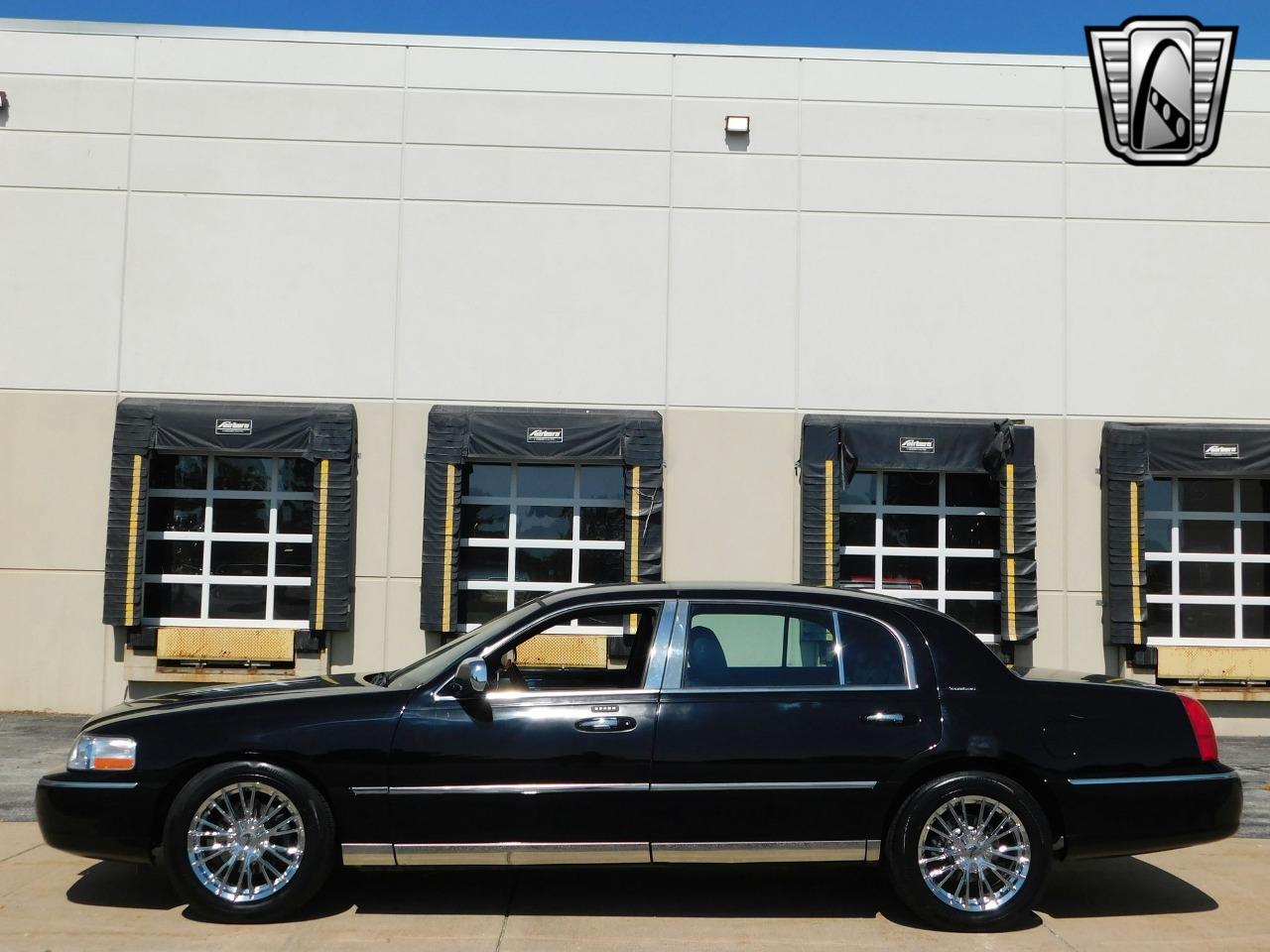 2011 Lincoln Town Car