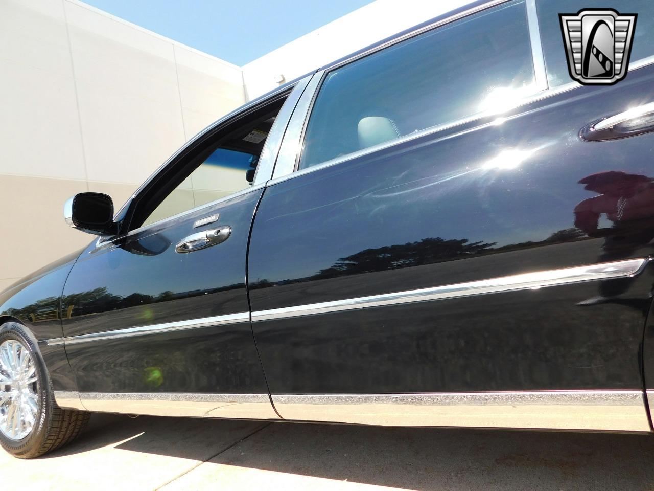 2011 Lincoln Town Car