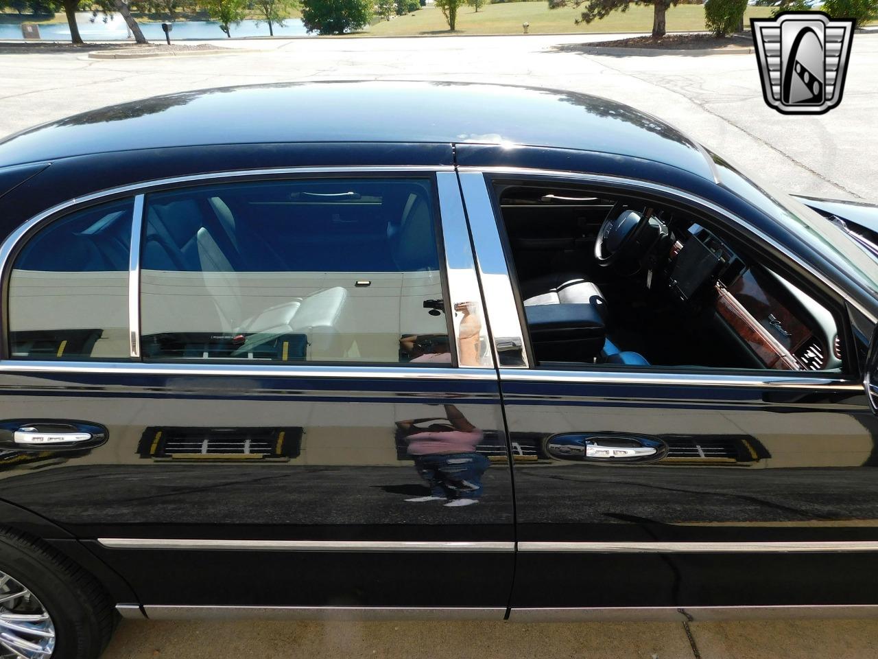 2011 Lincoln Town Car