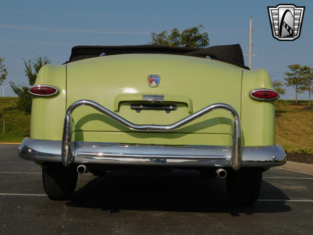 1950 Ford Deluxe