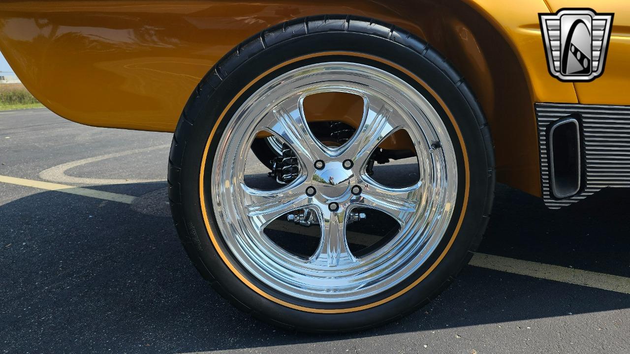 1957 Studebaker Golden Hawk