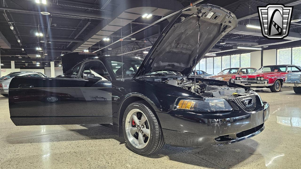 2001 Ford Mustang