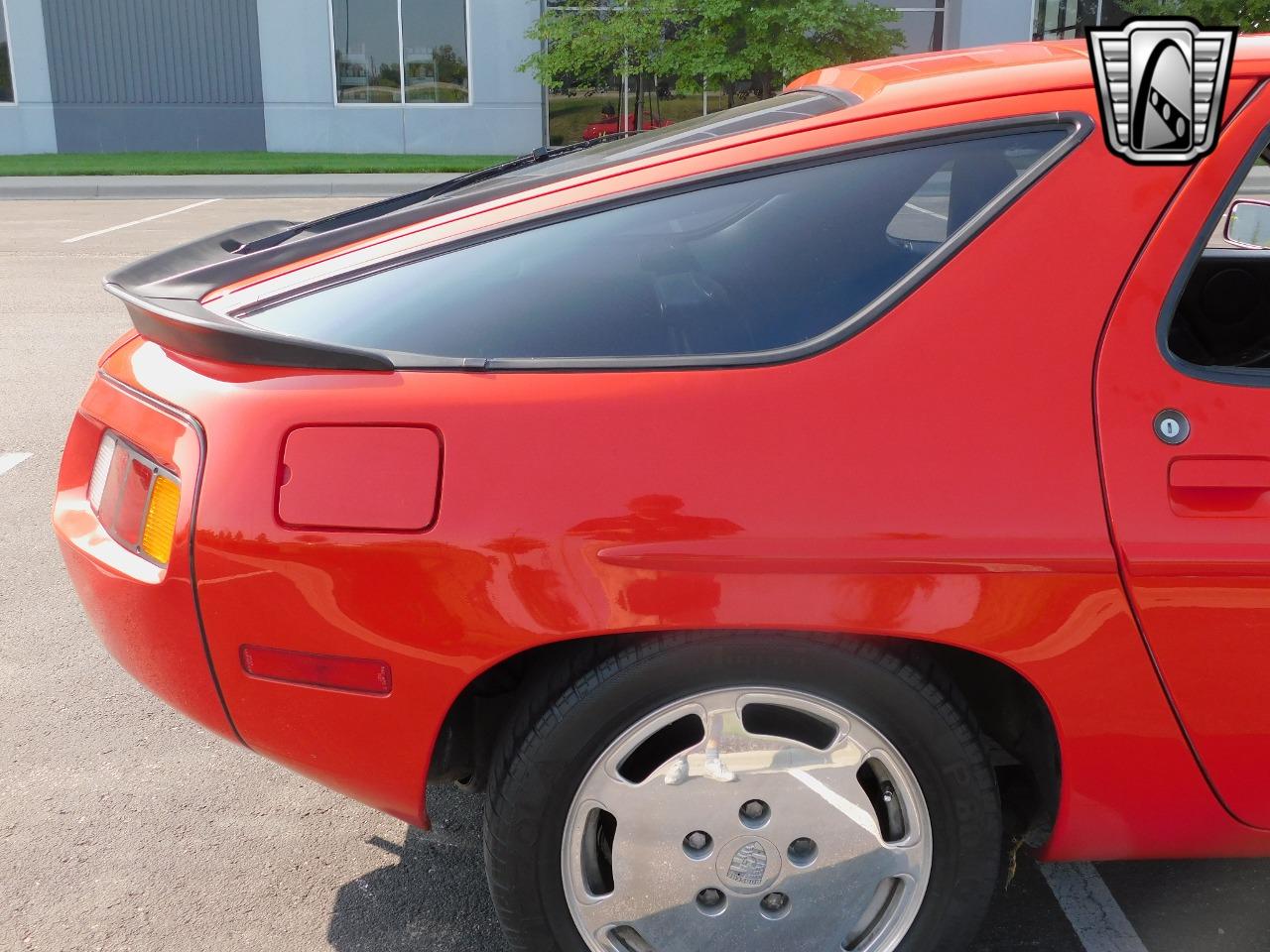 1986 Porsche 928