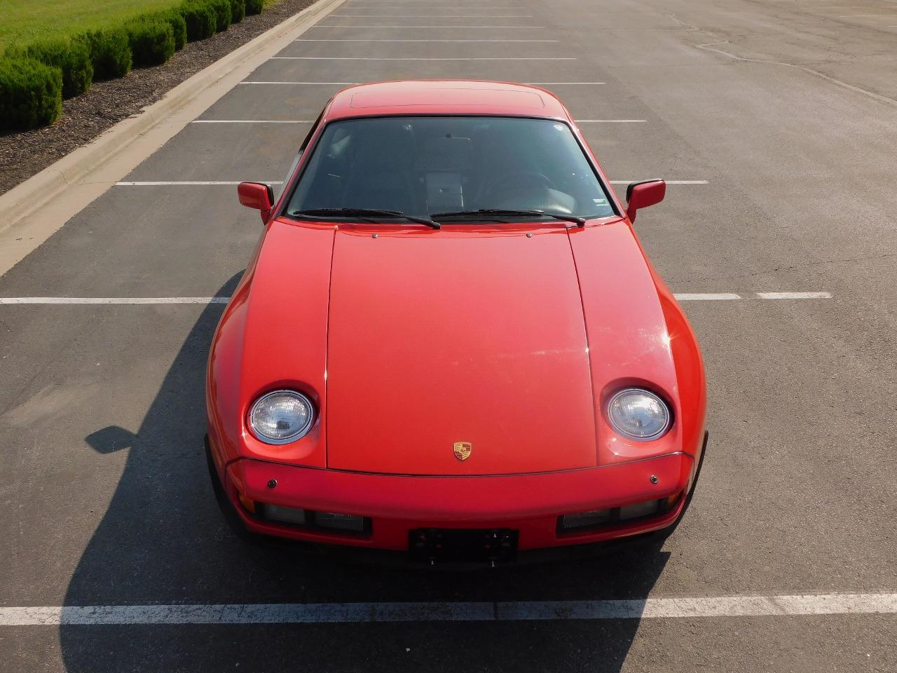 1986 Porsche 928