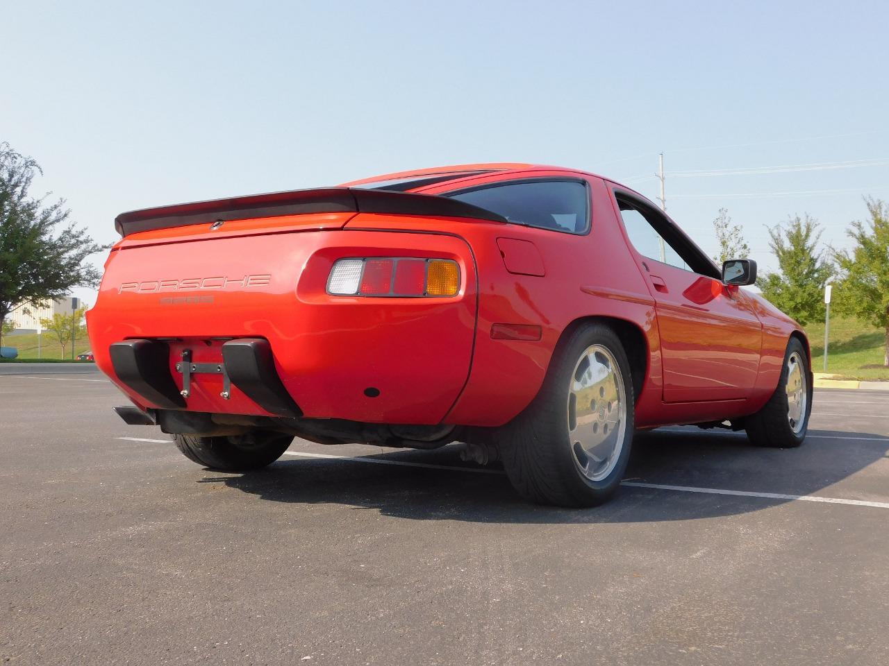 1986 Porsche 928