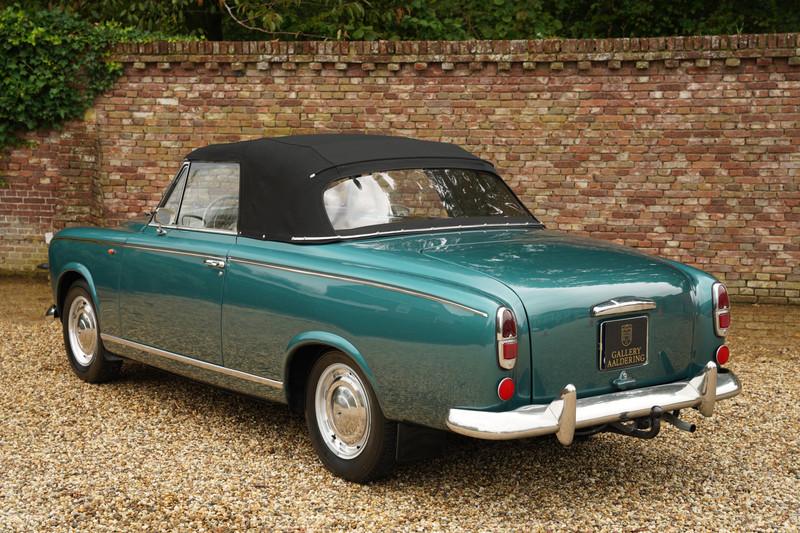 1959 Peugeot 403 Convertible