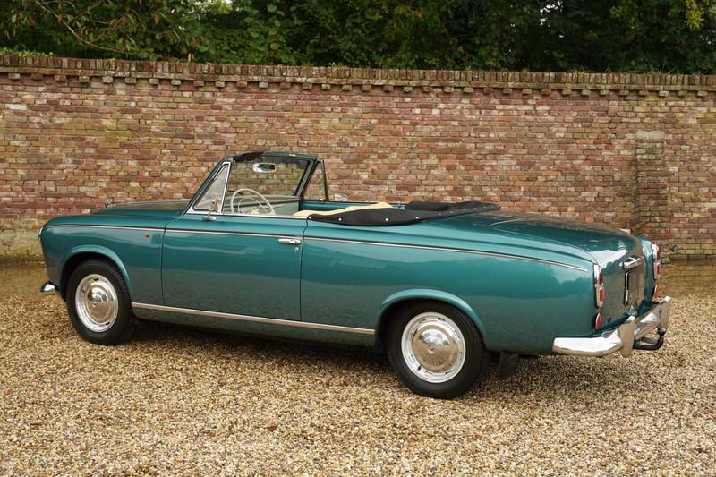 1959 Peugeot 403 Convertible