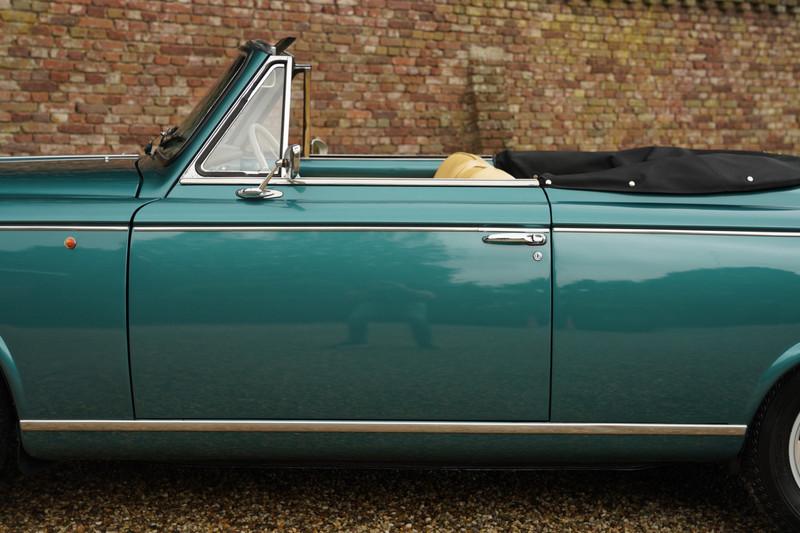 1959 Peugeot 403 Convertible