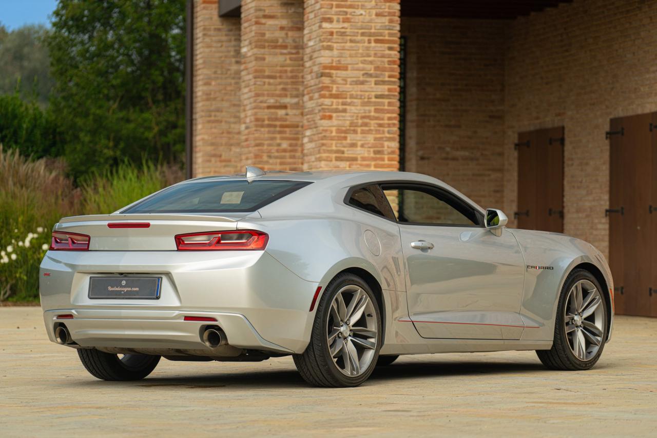 2019 Chevrolet Camaro RS