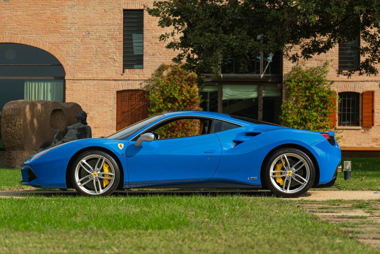 2017 Ferrari 488 GTB 70&deg; ANNIVERSARIO &quot;TAILOR MADE COLLECTION 1/1&quot;