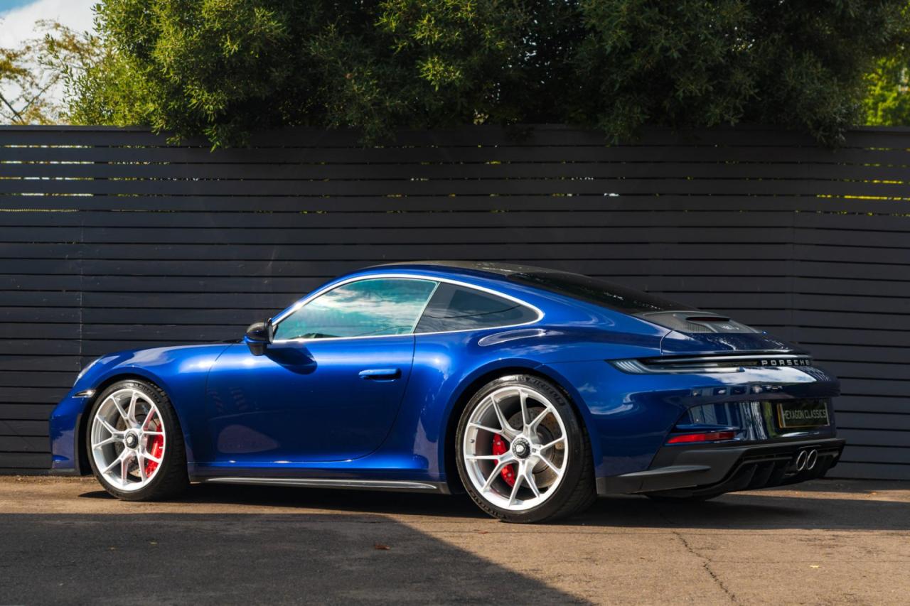 2022 Porsche 911 (992) GT3 Touring