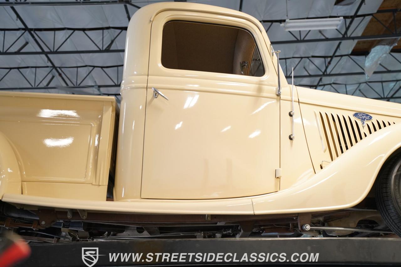 1935 Ford Pickup Street Rod