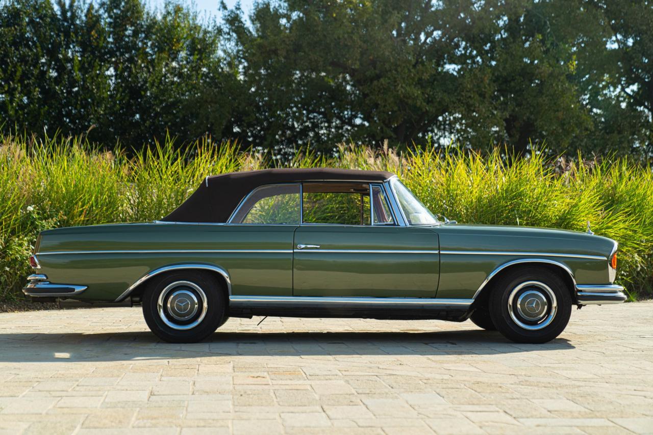 1964 Mercedes - Benz 220 SE CABRIOLET