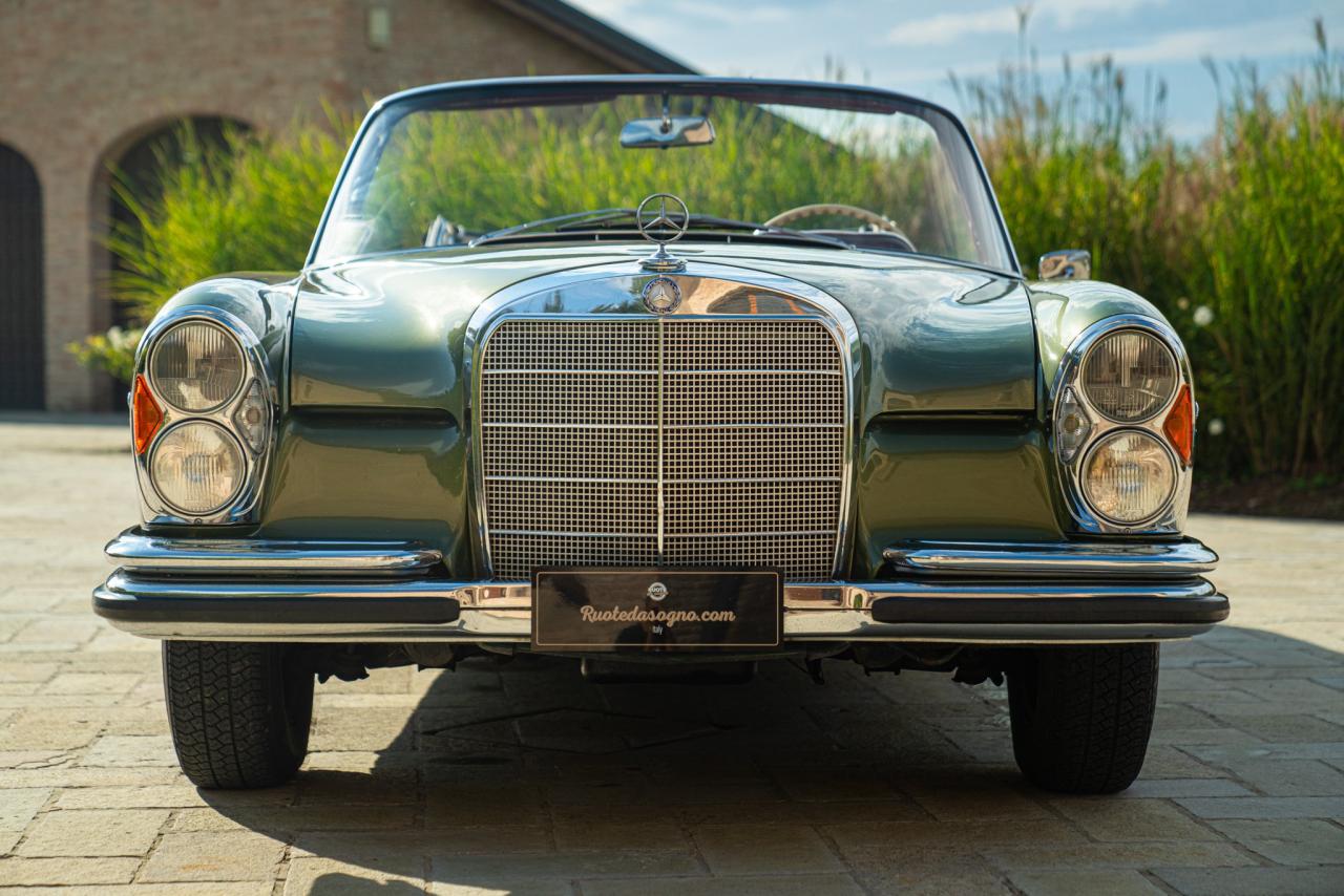 1964 Mercedes - Benz 220 SE CABRIOLET