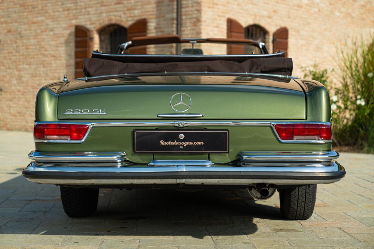 1964 Mercedes - Benz 220 SE CABRIOLET