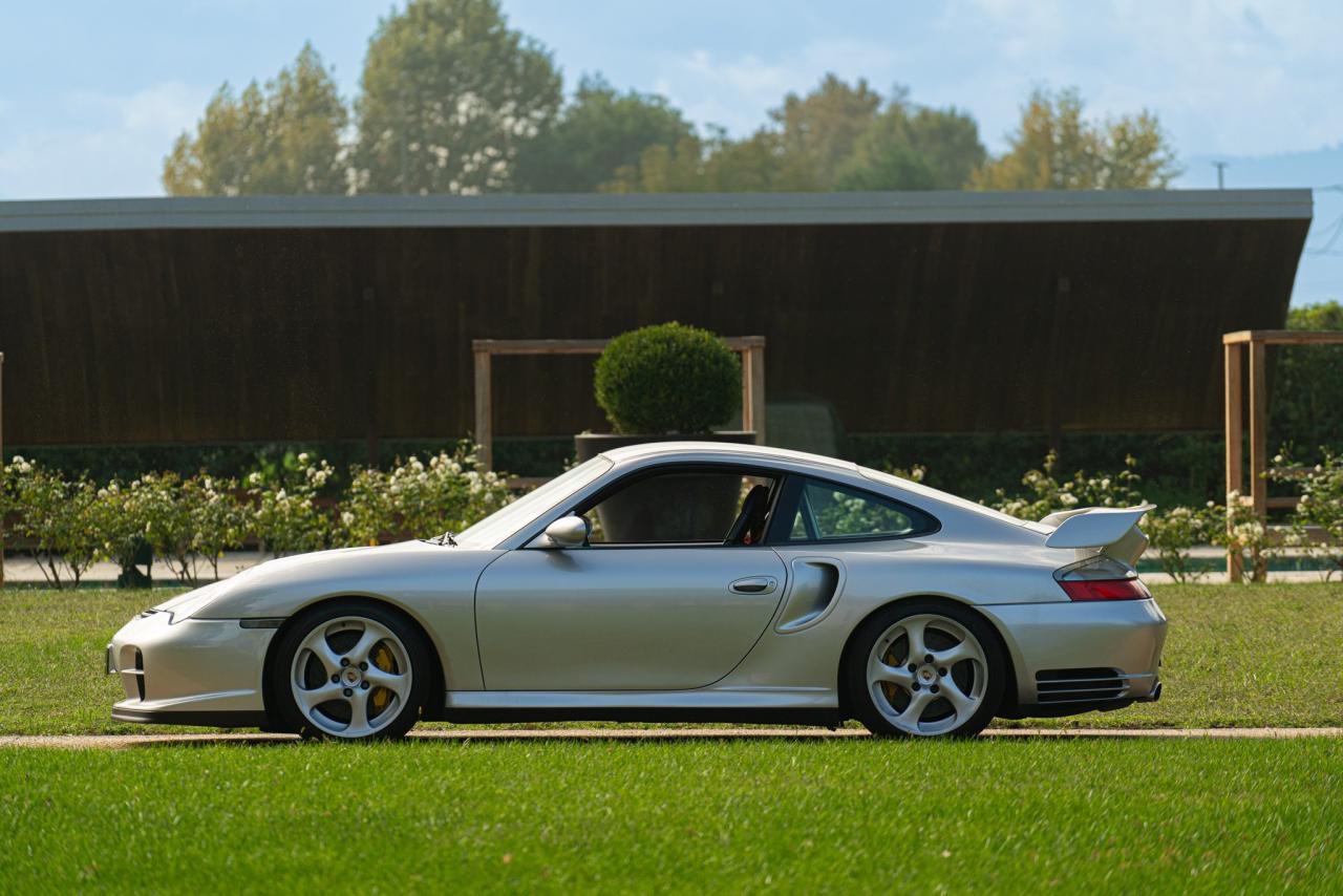 2002 Porsche 996 (911) GT2