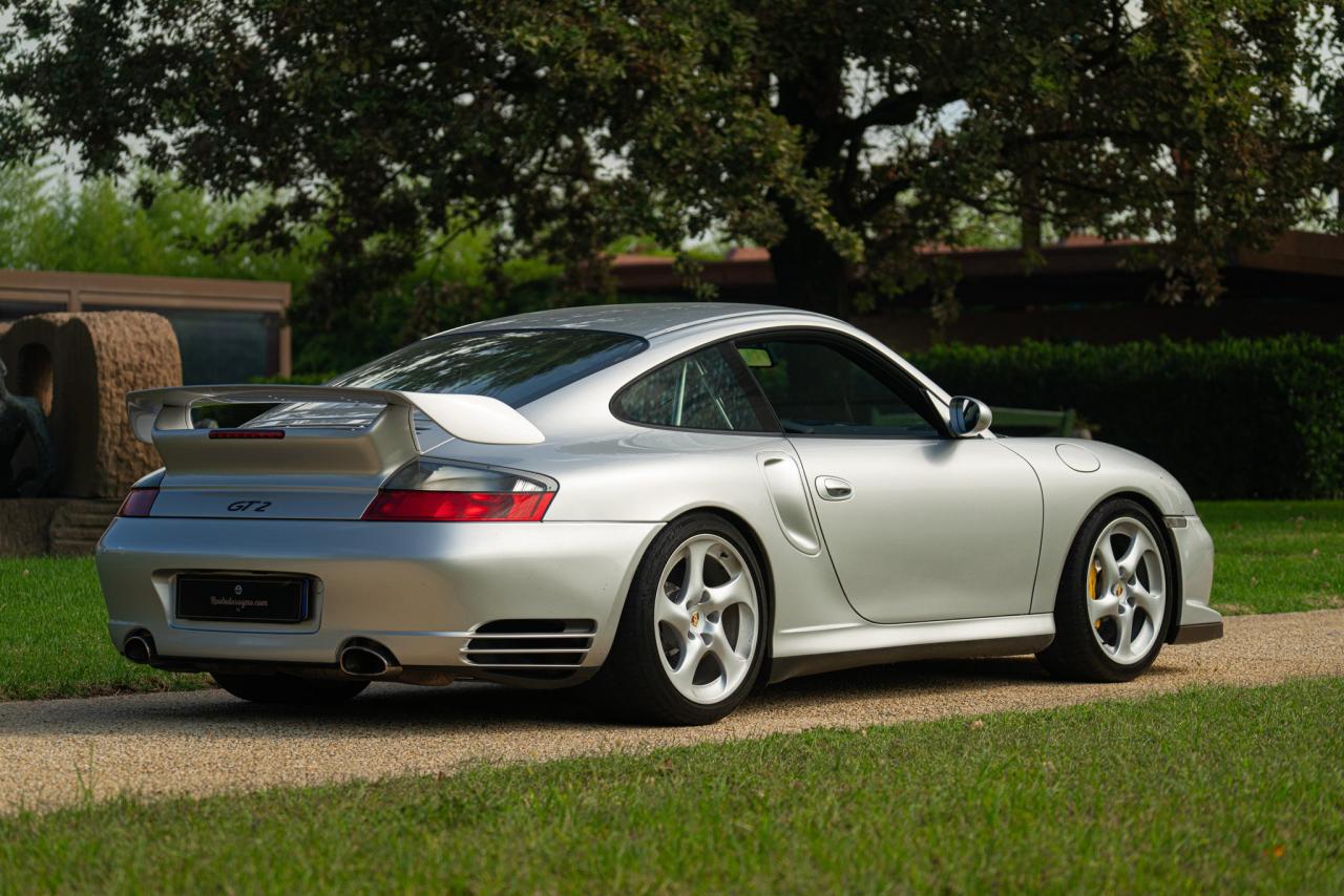 2002 Porsche 996 (911) GT2