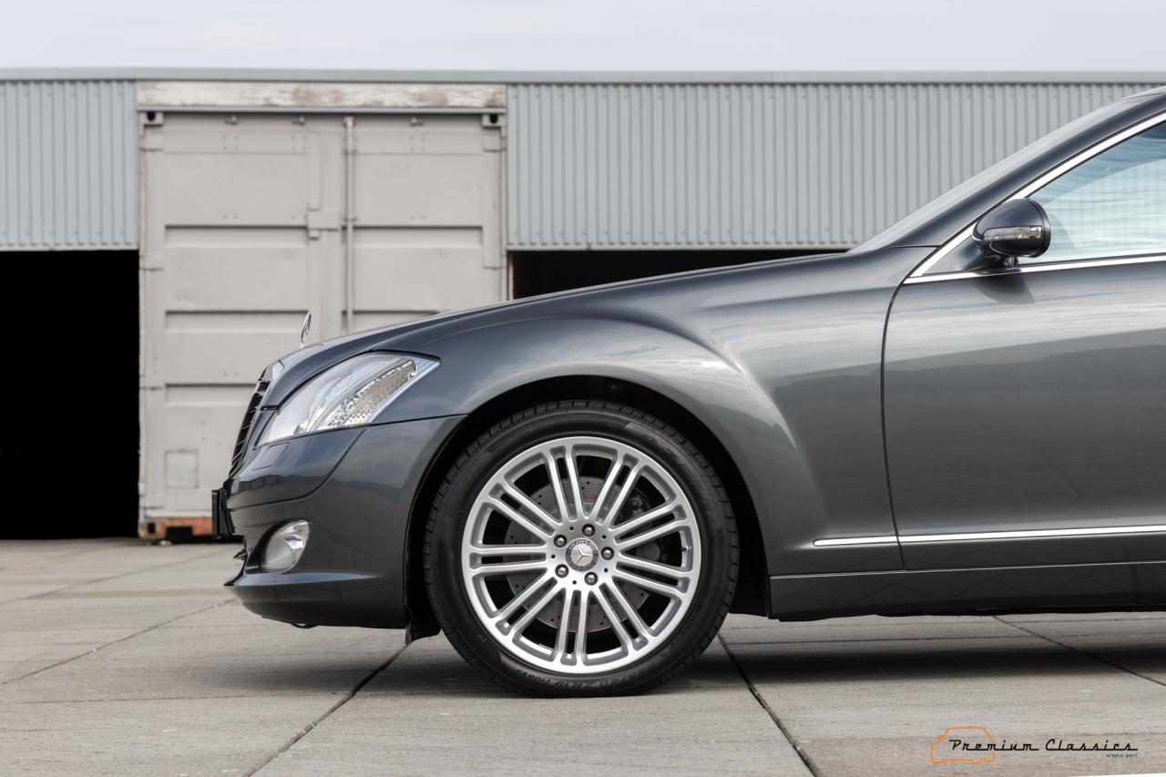 2005 Mercedes - Benz S500 Lang W221