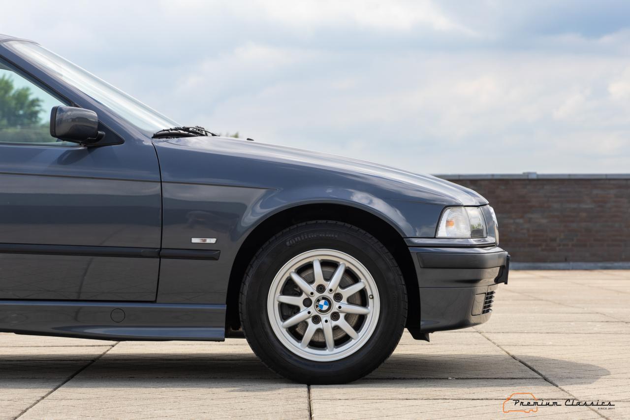 1997 BMW 318ti E36