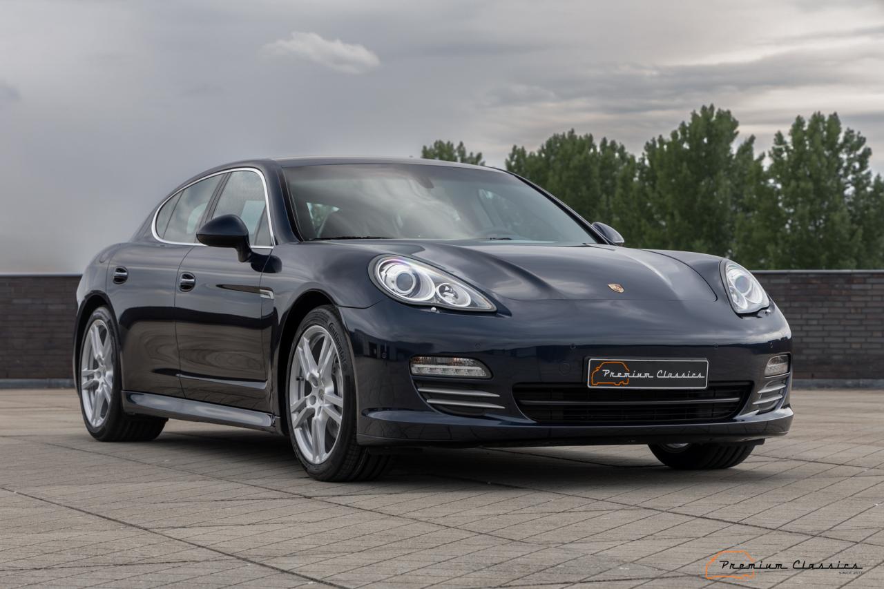 2010 Porsche Panamera 4S