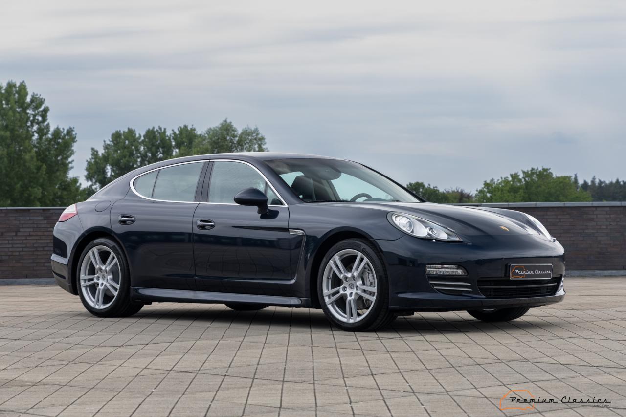 2010 Porsche Panamera 4S