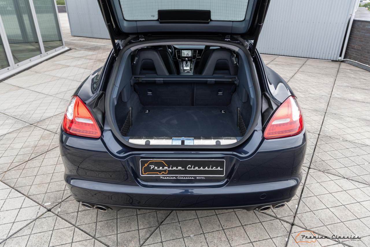 2010 Porsche Panamera 4S