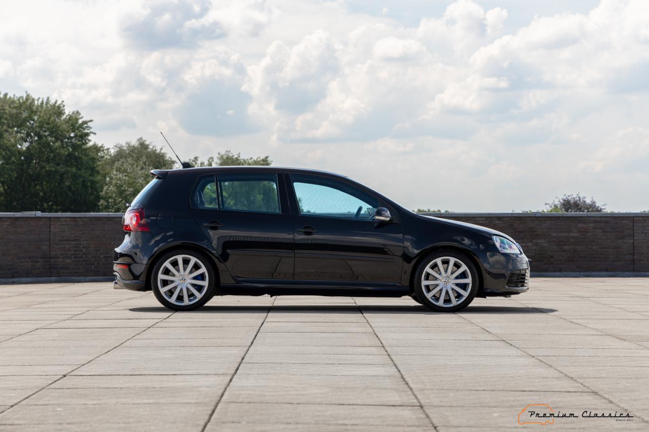 2009 Volkswagen Golf R32