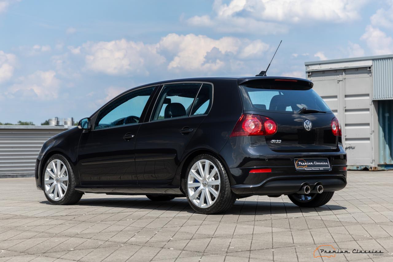 2009 Volkswagen Golf R32