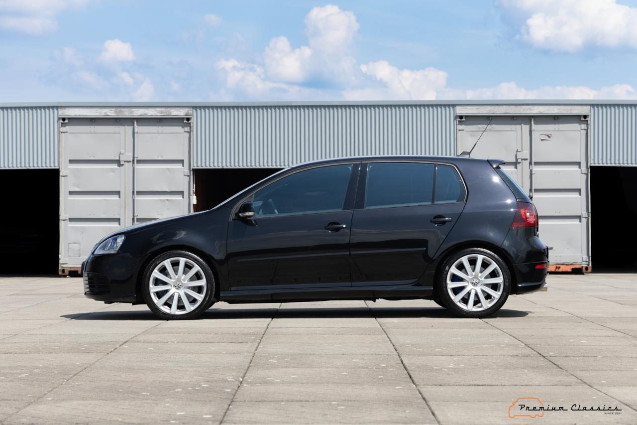 2009 Volkswagen Golf R32