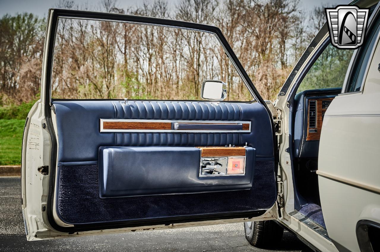 1984 Cadillac Coupe DeVille