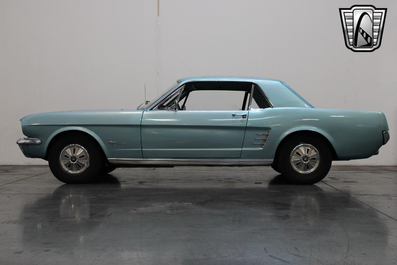 1966 Ford Mustang