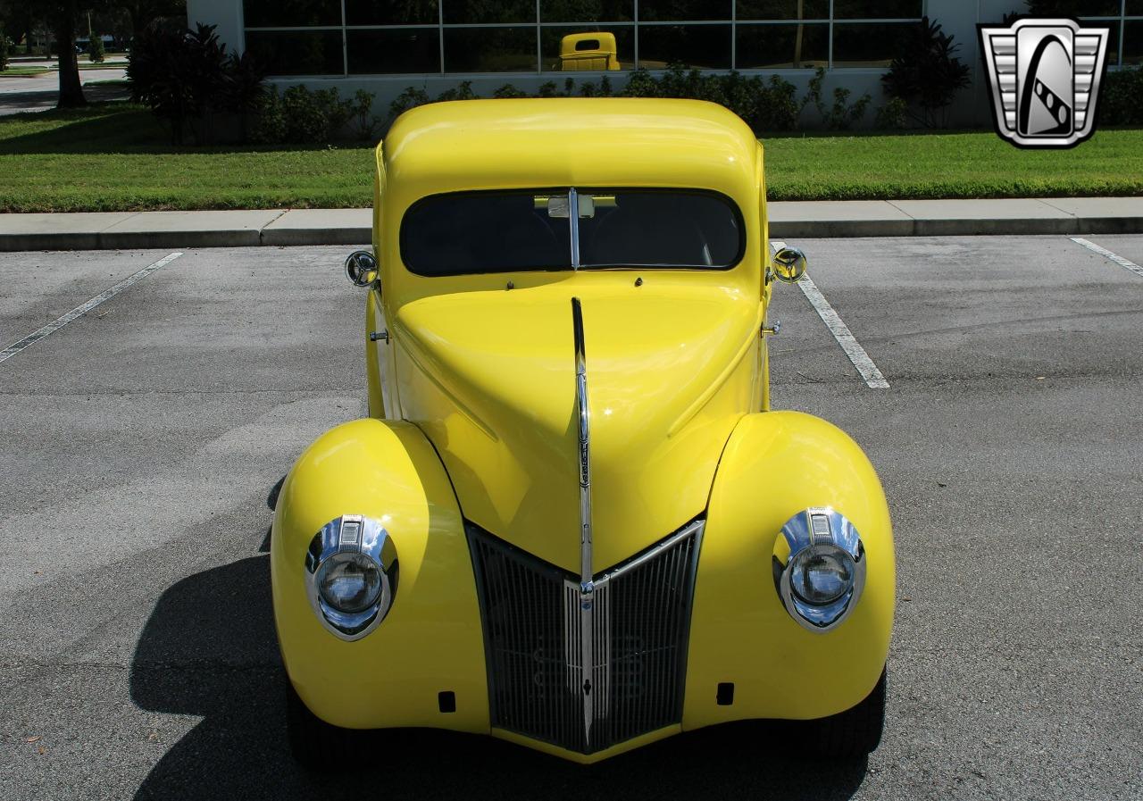 1946 Ford Custom