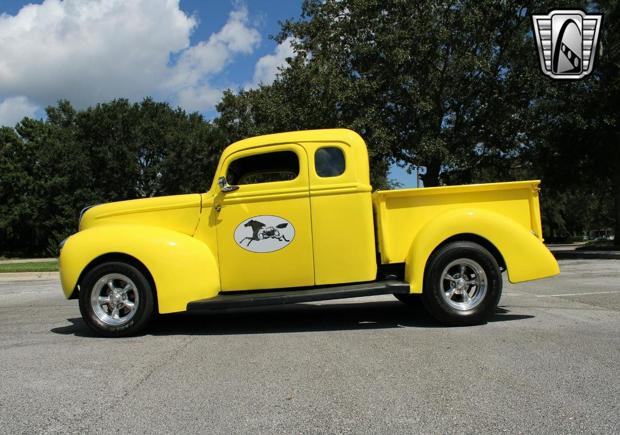 1946 Ford Custom