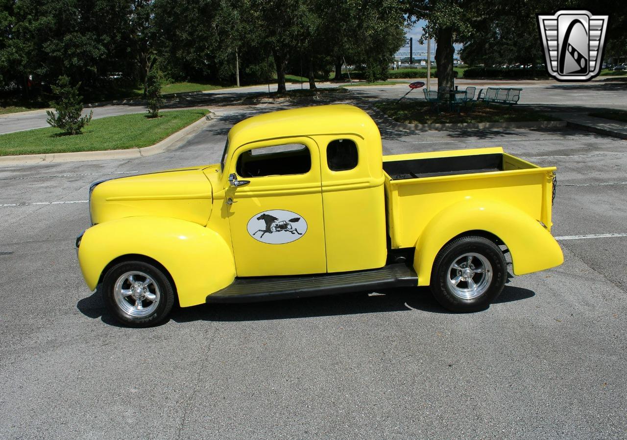 1946 Ford Custom