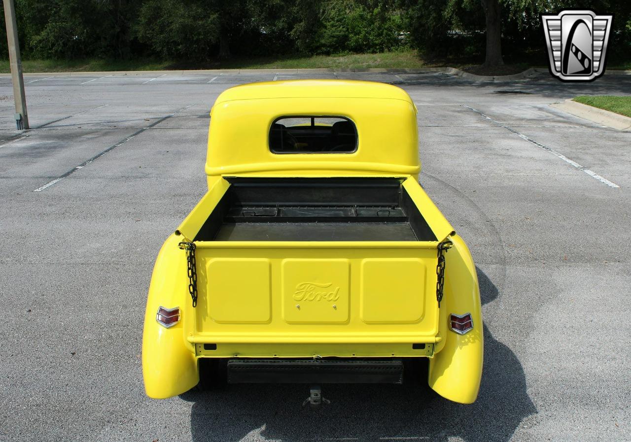 1946 Ford Custom