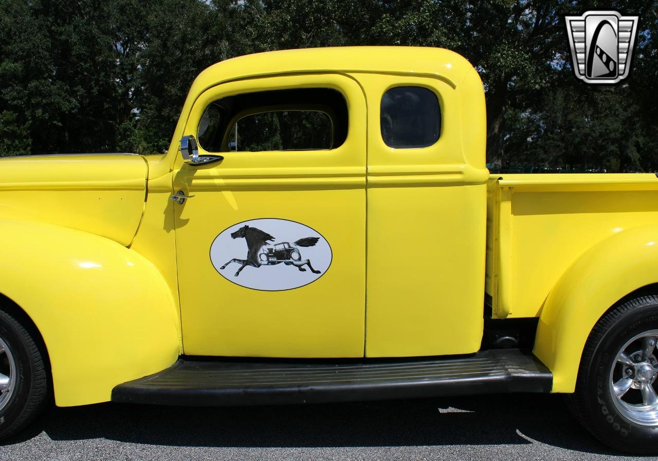 1946 Ford Custom